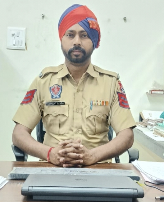 ਥਾਣਾ ਹਠੂਰ ਨੂੰ ਮਿਲੇ ਨਵੇਂ ਮੁੱਖ ਮੁਨਸ਼ੀ, ਹੈਡ ਕਾਂਸਟੇਬਲ ਕੁਲਵੰਤ ਸਿੰਘ ਨੇ ਸੰਭਾਲਿਆ ਚਾਰਜ